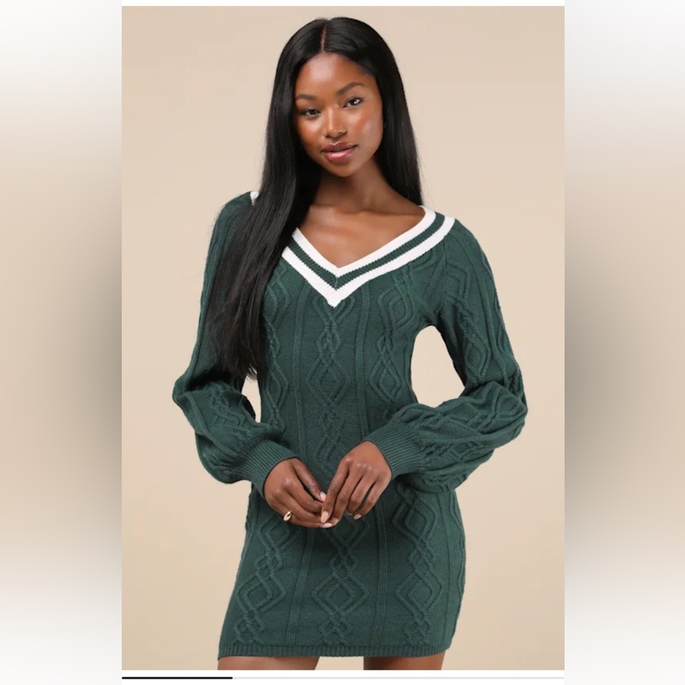 Lulu's Deep Green V-Neck Cable Knit Dress
